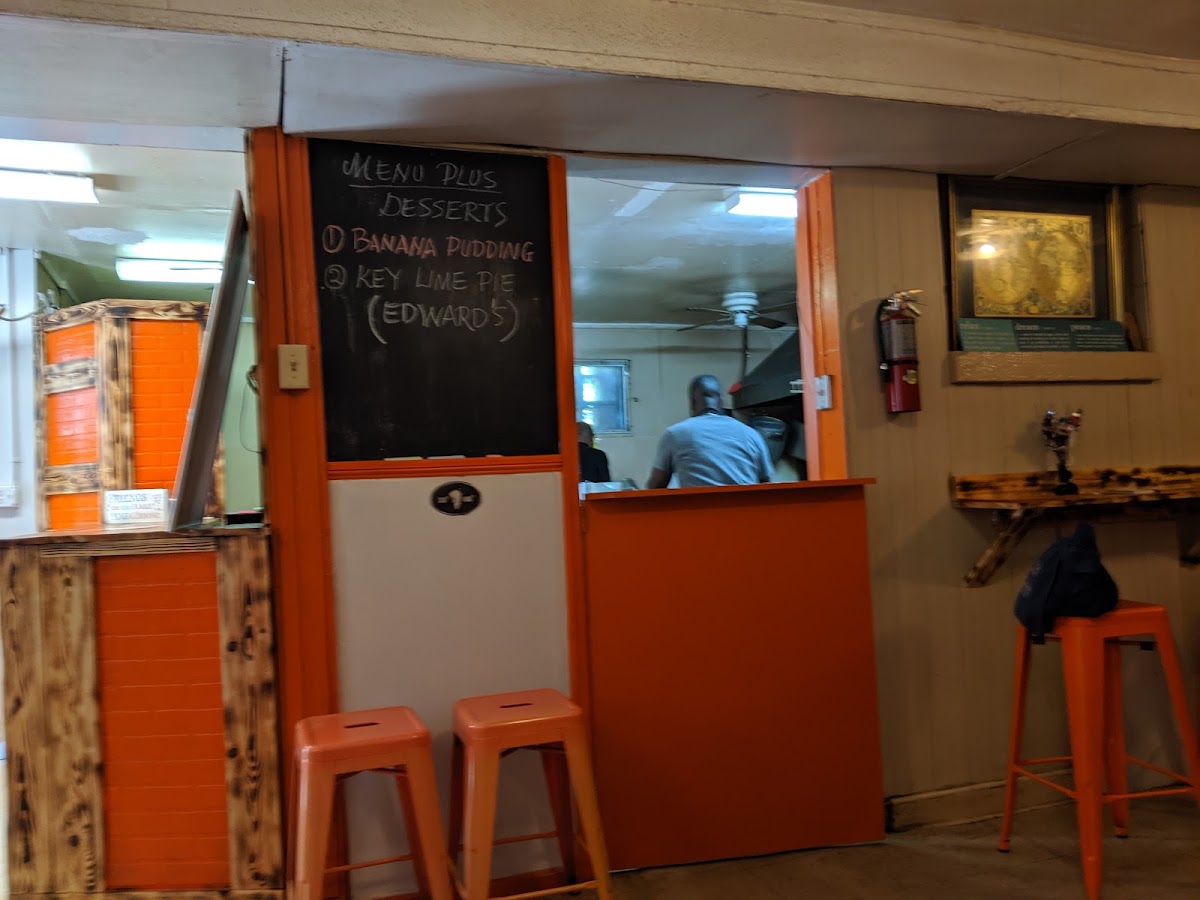 Wall's Bar B Que Restaurant